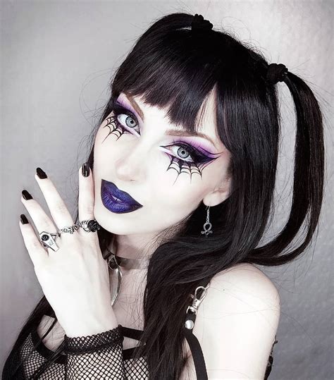 pictures of gothic makeup|when did gothic makeup start.